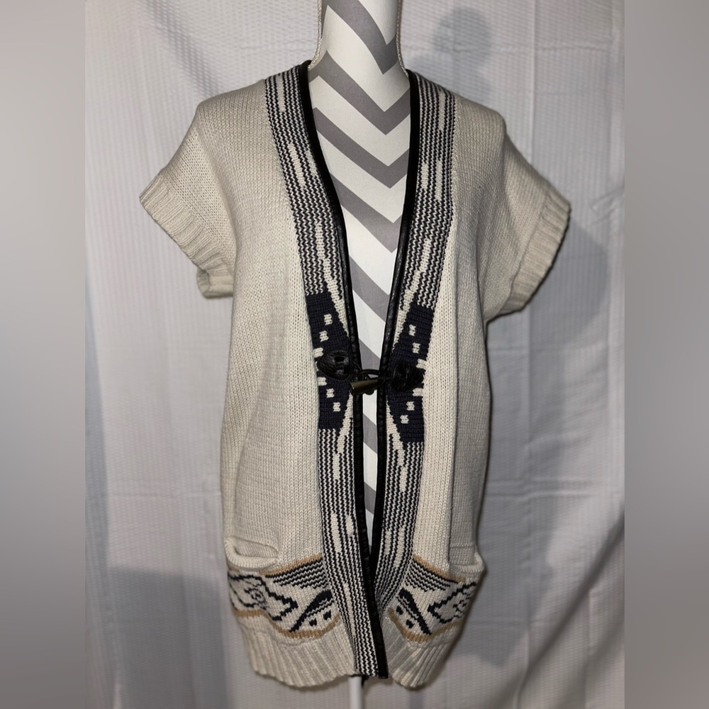 Unique boho Aztec fylo sweater